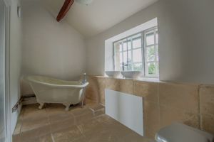 Photo 35- click for photo gallery